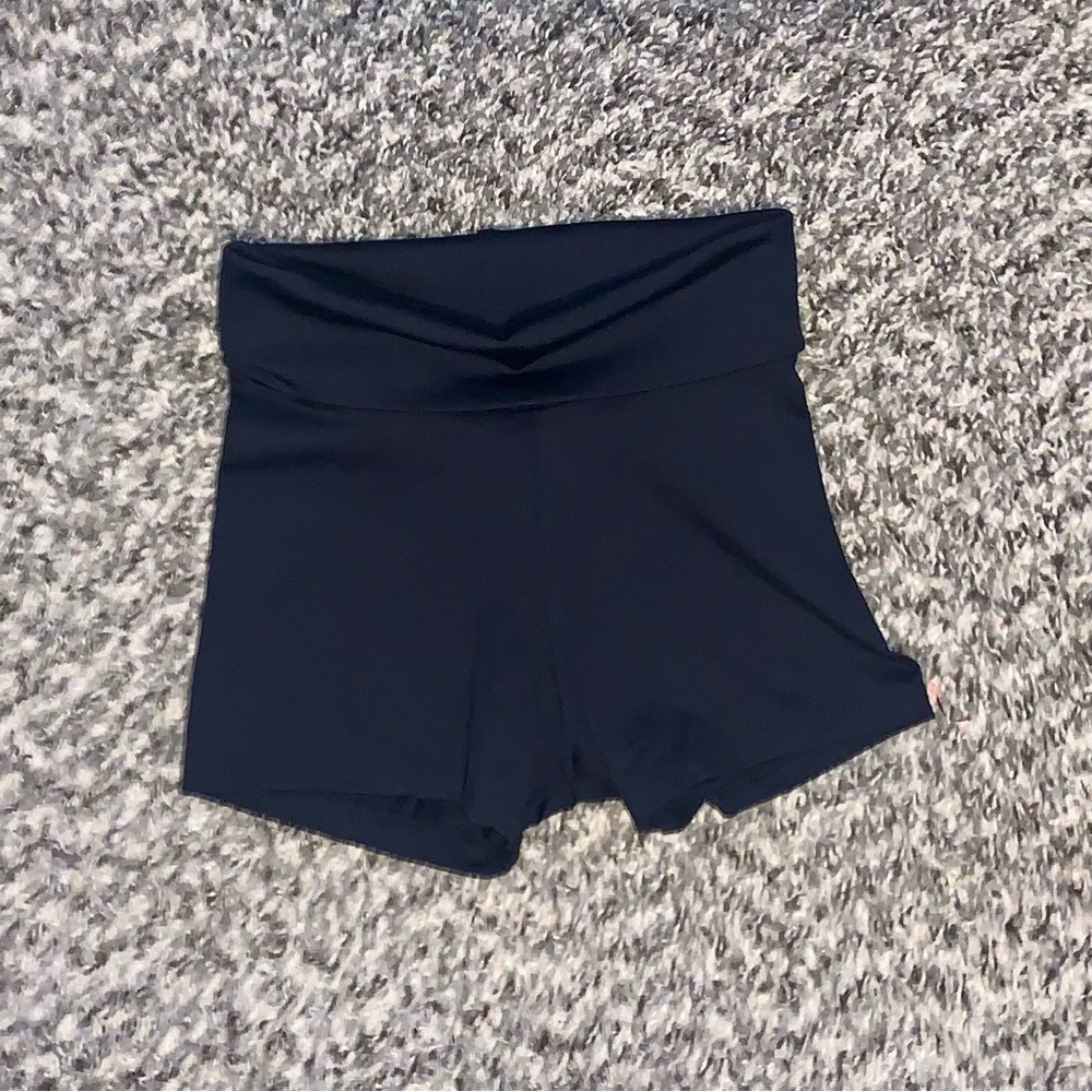 🩰 High Waist Dance Shorts NWT Black Dance Shorts for Girls Size Small 🩰